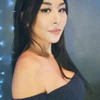 Kinda Whoreish Asian Lady Honey Moon tries Dating App
