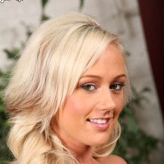 Blonde teen handjob