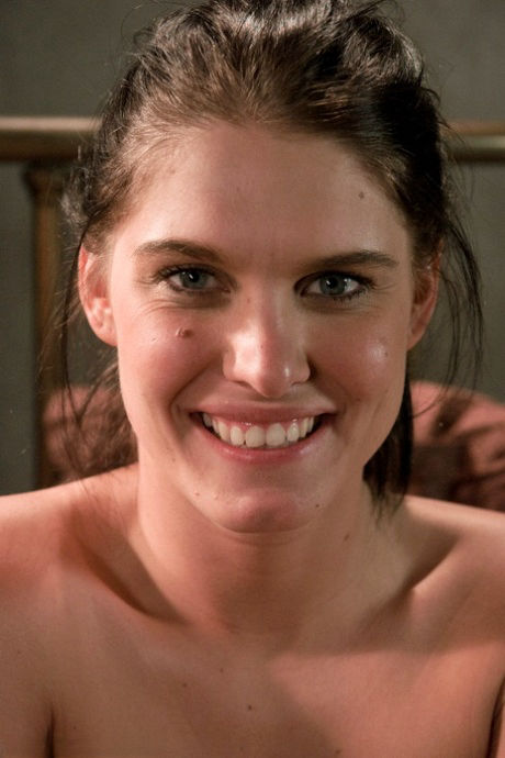 Brunette gets her pictures taken from her favorite stranger