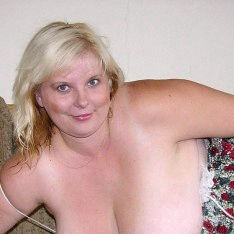 Blonde bbw hot sex after photosession