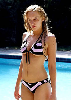 Ludivine Sagnier, Cecile de France & Eco Andriolo Ranzi nude