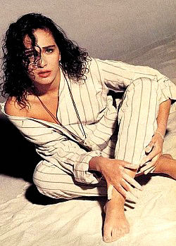 Alicia Witt, Madonna, Valeria Golino & Lili Taylor all naked